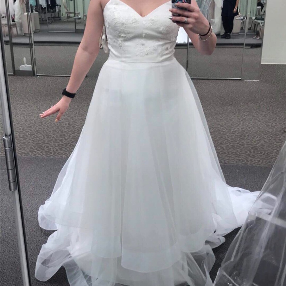 NWT David’s Bridal Tulle Ballgown - Picture 6 of 8